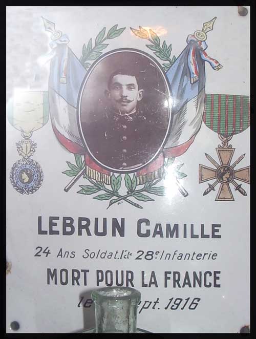 Plaque à la mémoire de Camille Lebrun