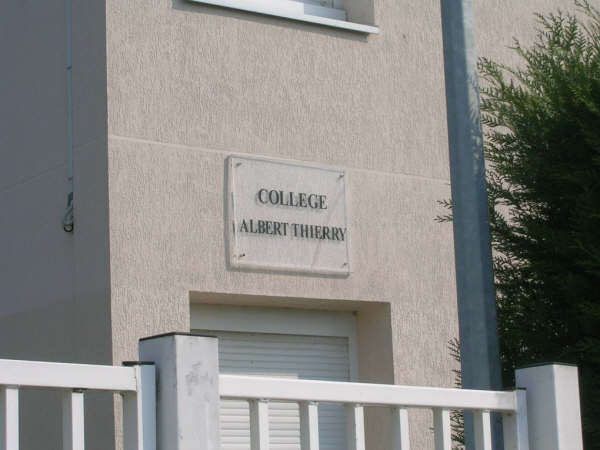 Photo du collège Albert Thierry, Limay (78)